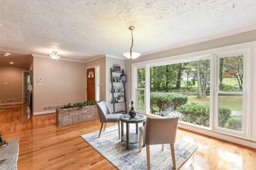 2777 Hedgewood Dr, Atlanta GA  30311-1231 exterior