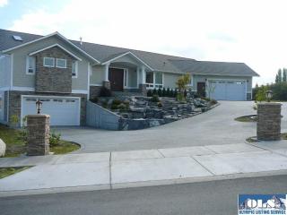320 Keeler Rd, Diamond Point, WA 98382-8402