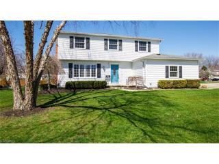 8815 Norwood Dr, Concord Township, OH 44060-2122
