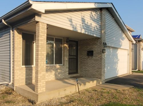515 Wentworth Ave, Calumet City, IL 60409-2729