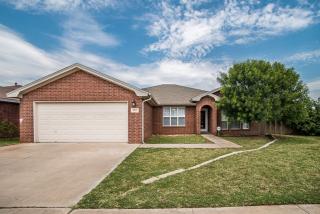 1810 77th St, Lubbock TX  79423-1623 exterior