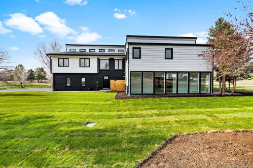 21385 Fremont Pl, Denver, CO 80016-1767