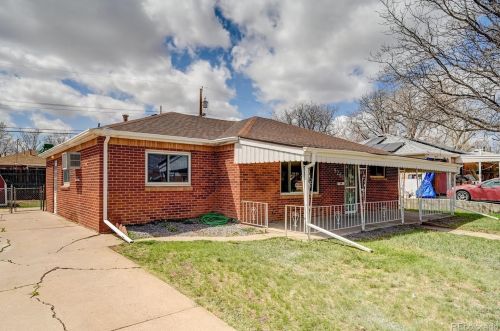 9261 Harris St, Denver, CO 80229-7676