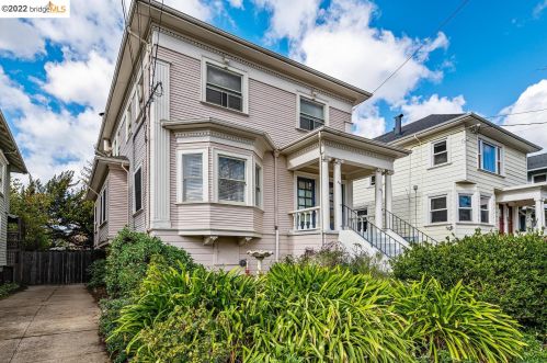 3032 College Ave, Berkeley, CA 94705-2506