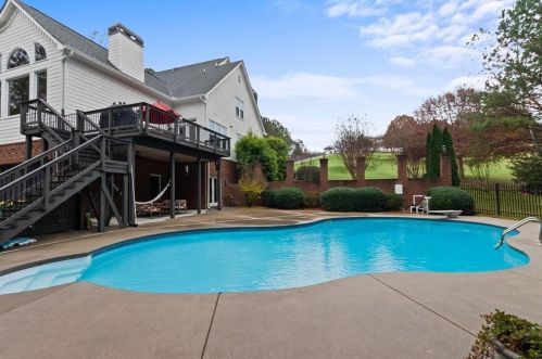 112 Forsyth Trl, Holly Springs, GA 30115-2020