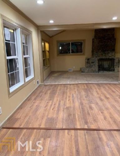 6323 Clearbrook Dr, Morrow, GA 30260-1650