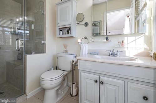 193 Cherry Vly Rd, Princeton NJ  08540-7681 exterior