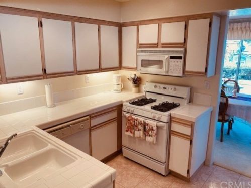 7819 Horizon Vw Dr, Anaheim CA  92808-1523 exterior