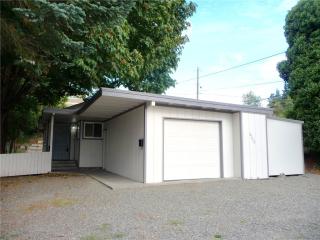 5223 Steele St, Tacoma WA  98409-7035 exterior