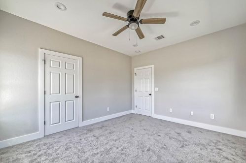 206 Cattle Drive Trl, Angleton TX 77515-9085 exterior