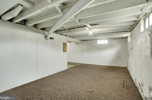 1550 Trindle Rd, Carlisle PA  17015-9759 exterior