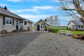 5504 Rock Rd, Clearbrook, WA 98295-9410