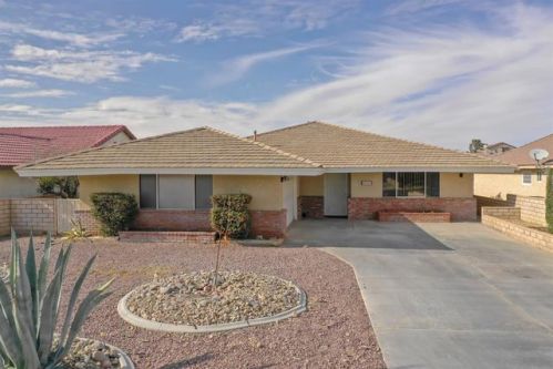 26442 Anchorage Ln, Helendale, CA 92342-7719
