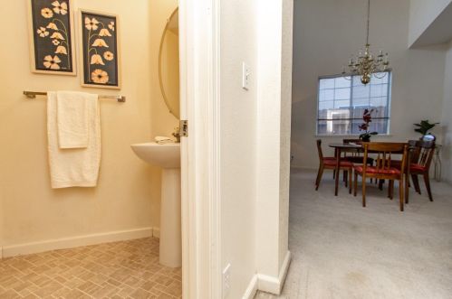 962 Ashford Dr, Turlock CA 95382-0262 exterior