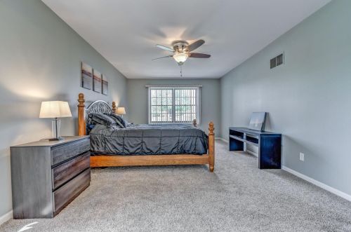 9729 Wildwood Ct, Hammond IN  46322-5546 exterior