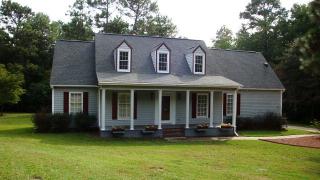 140 Fairway Dr, Rockingham, NC 28379-9483