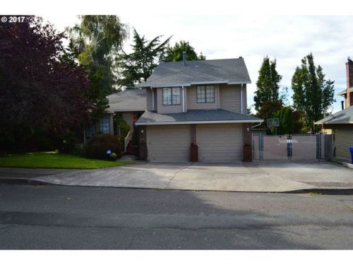 2533 Willowbrook Ave, Damascus OR  97080 exterior