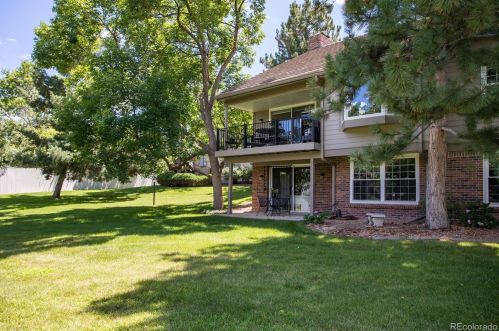 6193 Briarwood Cir, Englewood CO 80112-1035 exterior