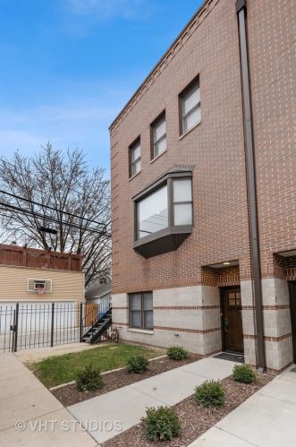 2150 Irving Park Rd, Chicago, IL 60618-3941