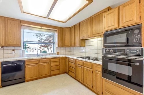 10444 Hartford Ct, Rancho Cordova, CA 95670-5813