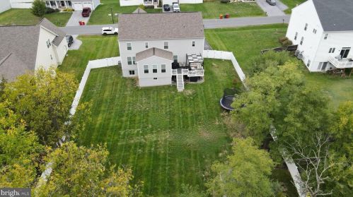 402 Chickamauga Dr, Harpers Ferry WV  25425 exterior