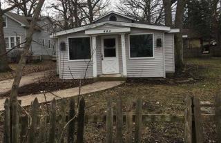 443 Shady Ln, Long Grove, IL 60060
