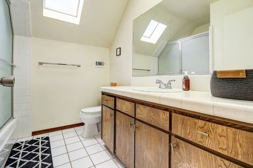 5910 Intervale Dr, Riverside CA  92506-4049 exterior