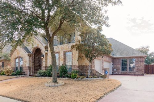 8316 Regency Dr, Fort Worth, TX 76182-8490