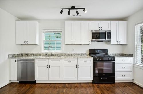 285 Moreland Way, Atlanta GA  30354-1242 exterior