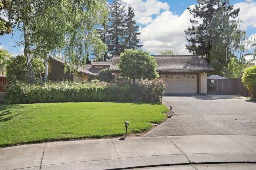 5004 Mallard Creek Ct, Stockton, CA 95207-5208
