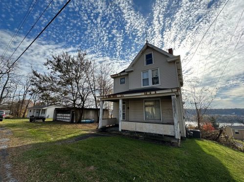 719 2nd St, Rochester, PA 15074-1442