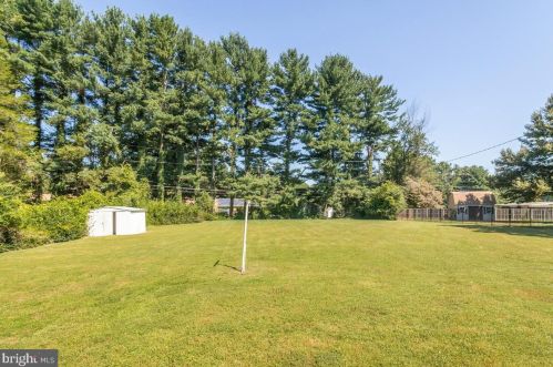 1002 Cliftonbrook Ln, Silver Spring MD 20905-3709 exterior