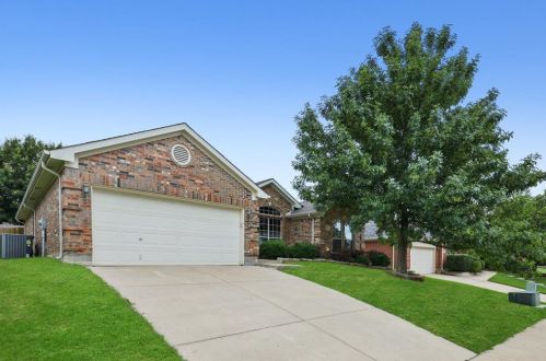 5737 Imes Ln, Fort Worth, TX 76179-7715