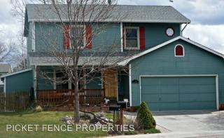 538 Redwood Cir, Longmont CO  80513-1408 exterior