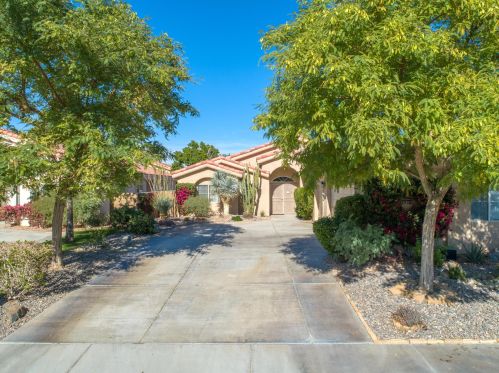 79538 Dandelion Dr, La Quinta, CA 92253-4852