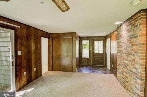 17 Wilburtha Rd, Trenton NJ 08628-2653 exterior