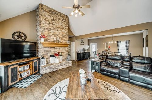 64 Martin Farm Rd, Big Canoe GA  30143-5740 exterior