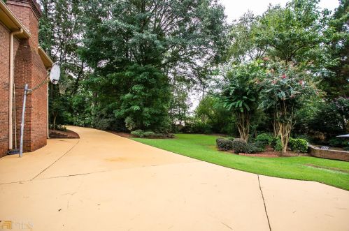 2674 Harvest Dr, Conyers GA  30013-2408 exterior