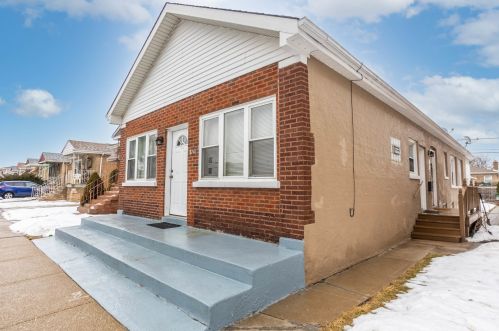 3741 61st Ave, Chicago, IL 60804-4119