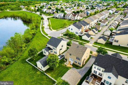 200 Colston Rd, Charles Town WV  25414-5493 exterior