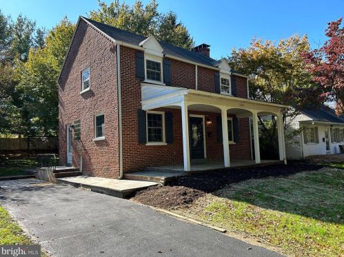 1284 Wilson Ave, Lancaster, PA 17603-4723