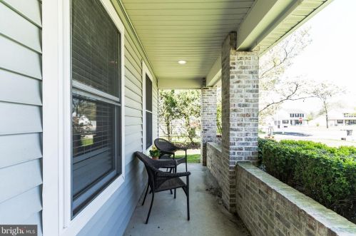 4 Lake Placid Dr, Erial, NJ 08081-3231