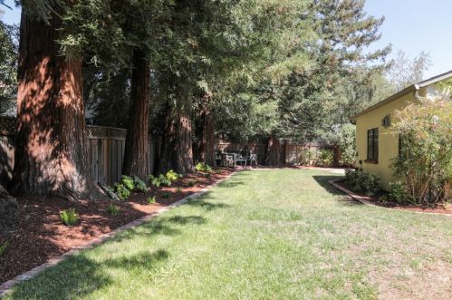 61 Coronado Ave, Los Altos CA  94022-2220 exterior