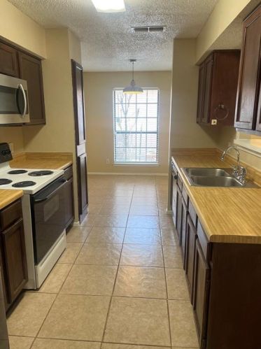 3310 Green Ridge St, Fort Worth TX  76133-7252 exterior
