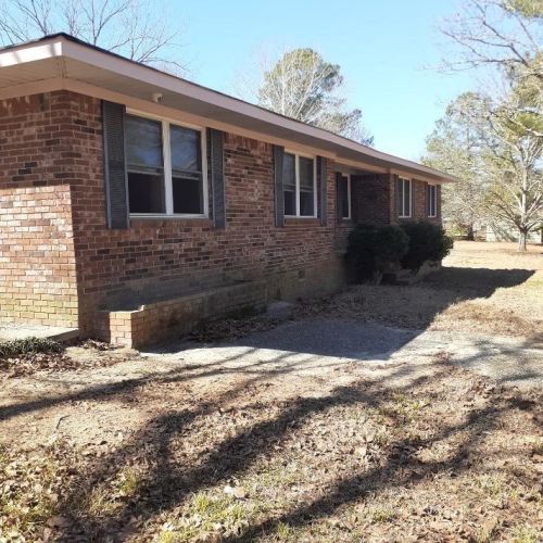 142 Victory Ln, Burnettown, SC 29851-2502