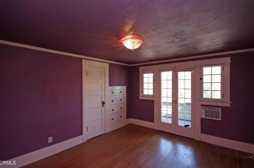 368 Milford St, Glendale CA  91203-2004 exterior