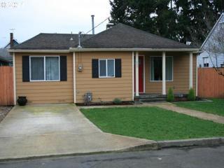 455 Berkeley St, Gladstone OR  exterior