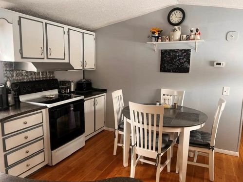 72 Crystal Springs Way, Somersworth, NH 03878-4407