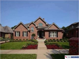 9718 Nottingham Dr, Omaha, NE 68114-3811