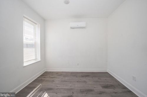 2244 16 St, Philadelphia PA 19132-4419 exterior